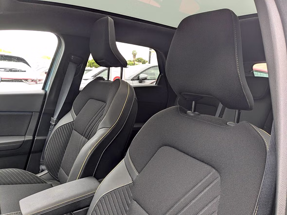 RENAULT Symbioz 1.6 E-Tech full hybrid 145ch Iconic - Miniature 11