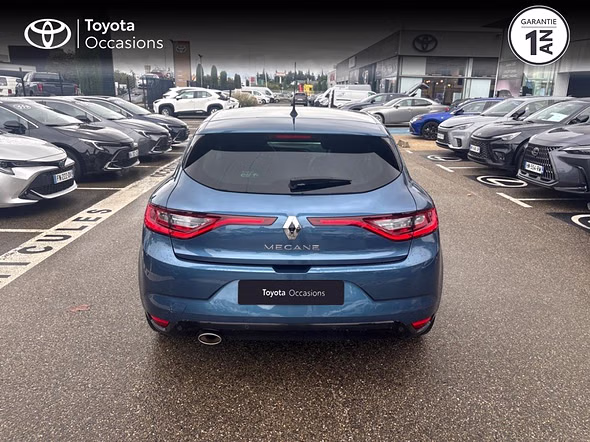 RENAULT Megane 1.3 TCe 140ch FAP Zen - Vue 4