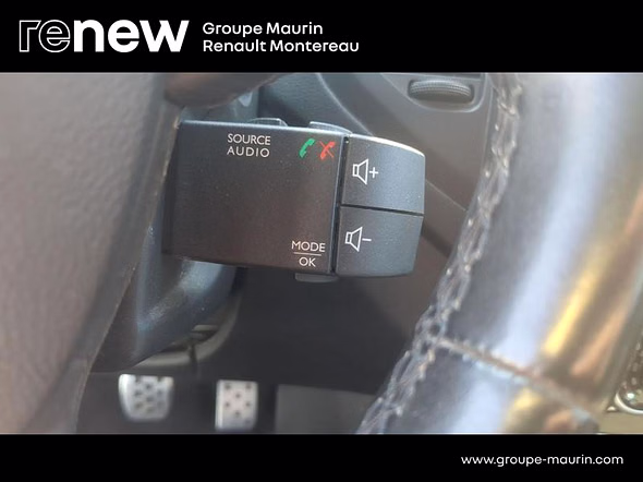 RENAULT Captur 1.3 TCe 130ch FAP Intens - Miniature 17