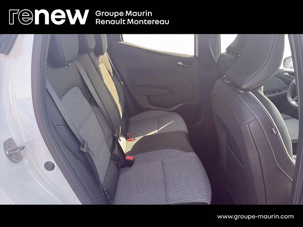RENAULT Clio 1.6 E-Tech 145ch full hybrid Techno - 24 - Miniature 14