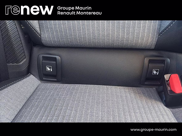 RENAULT Clio 1.6 E-Tech 145ch full hybrid Techno - Miniature 29