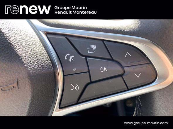 RENAULT Captur 1.3 TCe mild hybrid 160ch Techno EDC - Miniature 17