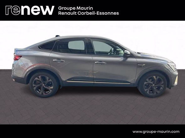 RENAULT Arkana 1.6 E-Tech hybride 145ch Engineered -22 - Vue 4