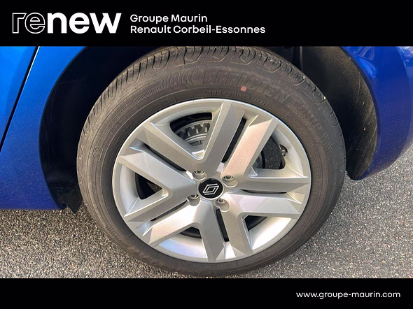 RENAULT Clio 1.5 dCi 100ch Evolution - 25 - Miniature 9