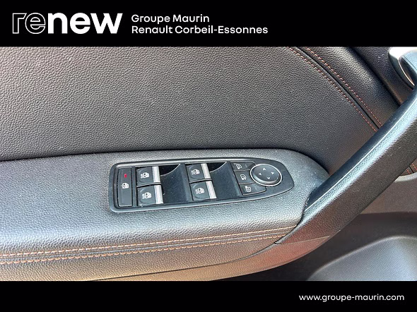 RENAULT Captur 1.6 E-Tech hybride 145ch Iconic - Miniature 18