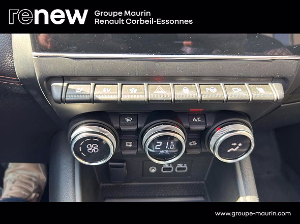 RENAULT Captur 1.6 E-Tech hybride 145ch Iconic - Miniature 23