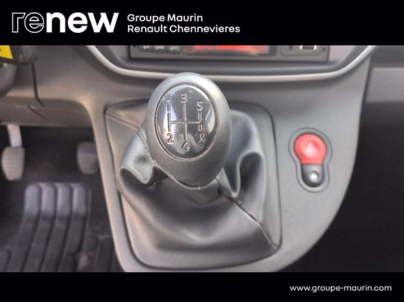 RENAULT Kangoo 1.5 dCi 75ch energy Life FT Euro6 - Miniature 30