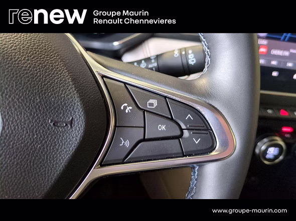 RENAULT Captur 1.6 E-Tech hybride 145ch Iconic - Miniature 15