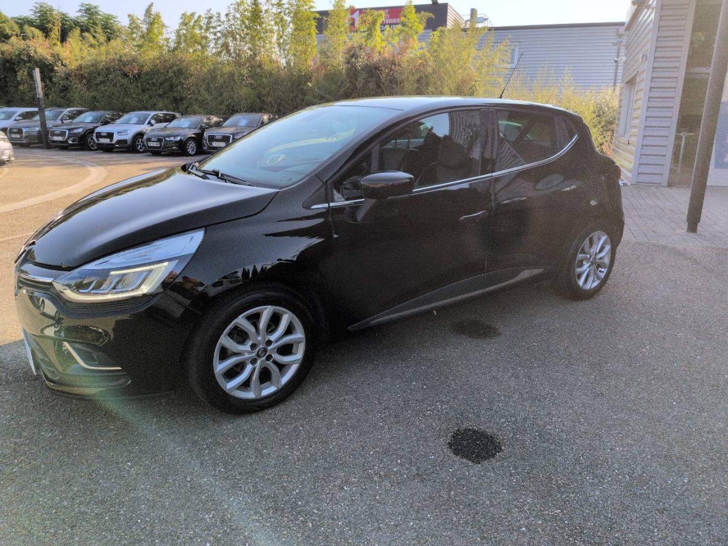 RENAULT Clio 1.5 dCi 90ch energy Limited 5p - Photo 1