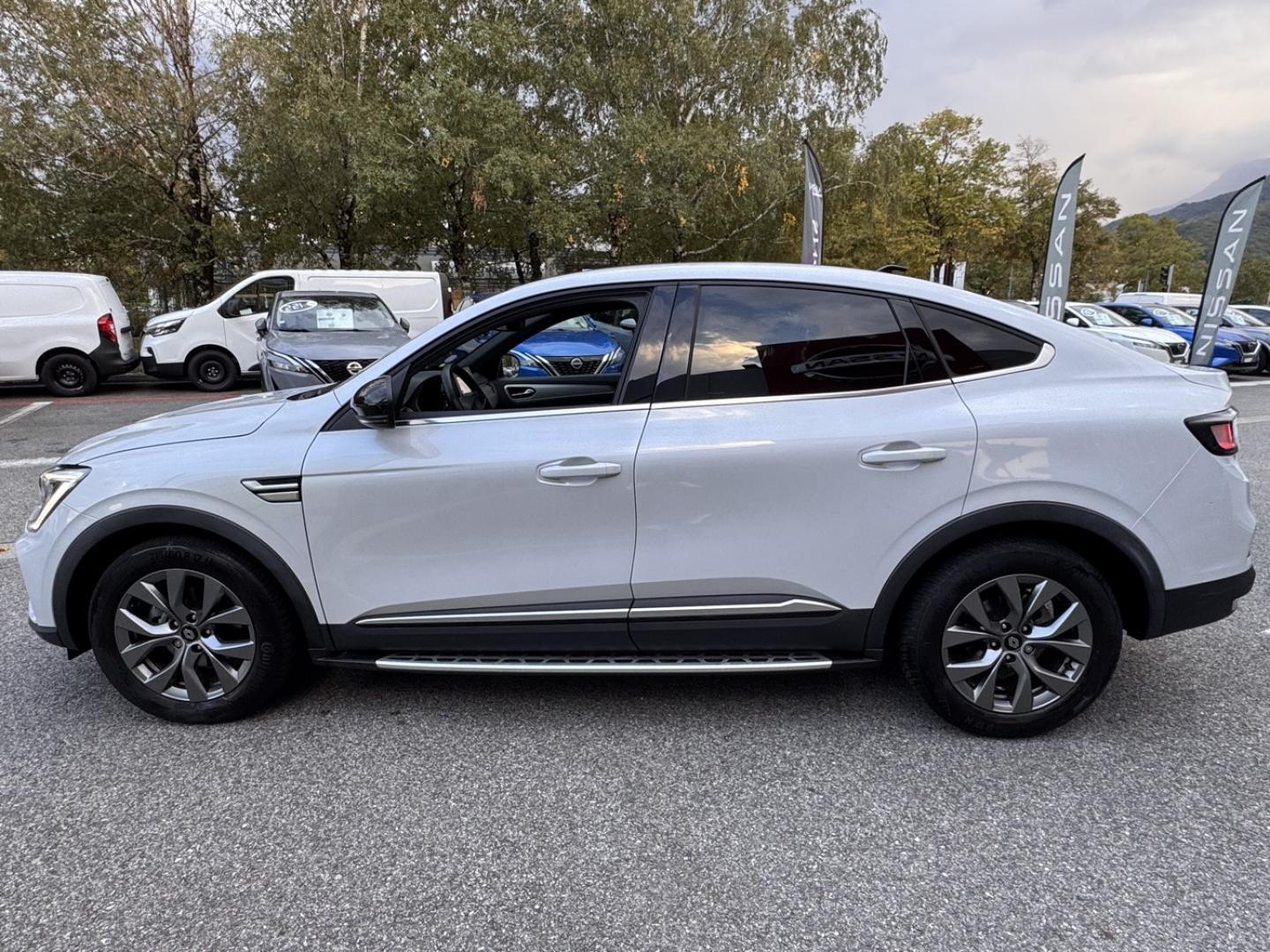 RENAULT Arkana 1.6 E-Tech 145ch full hybrid  Techno -24 - Photo 5