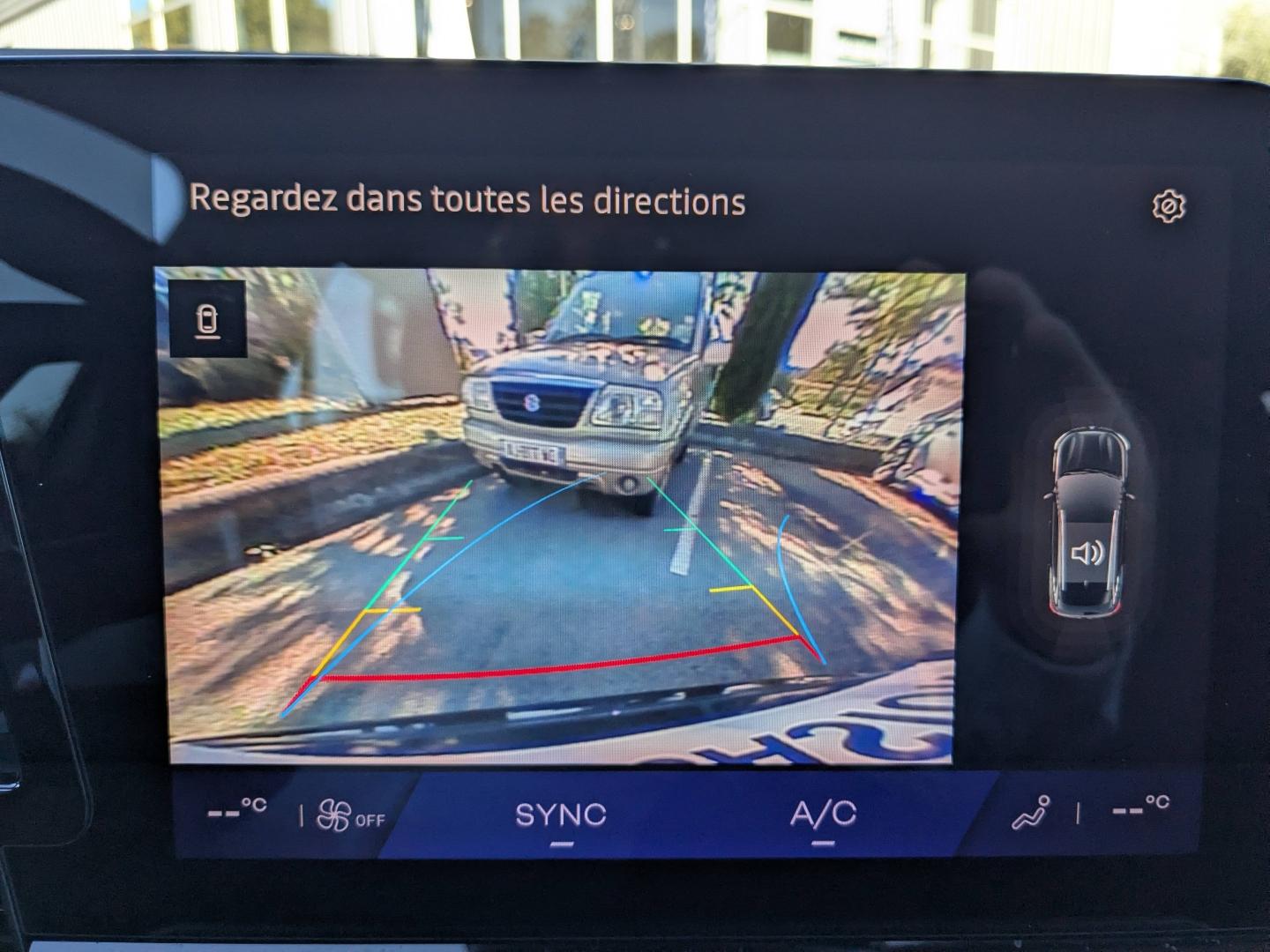 RENAULT Austral 1.2 E-Tech full hybrid 200ch Evolution - 25 - Photo 13