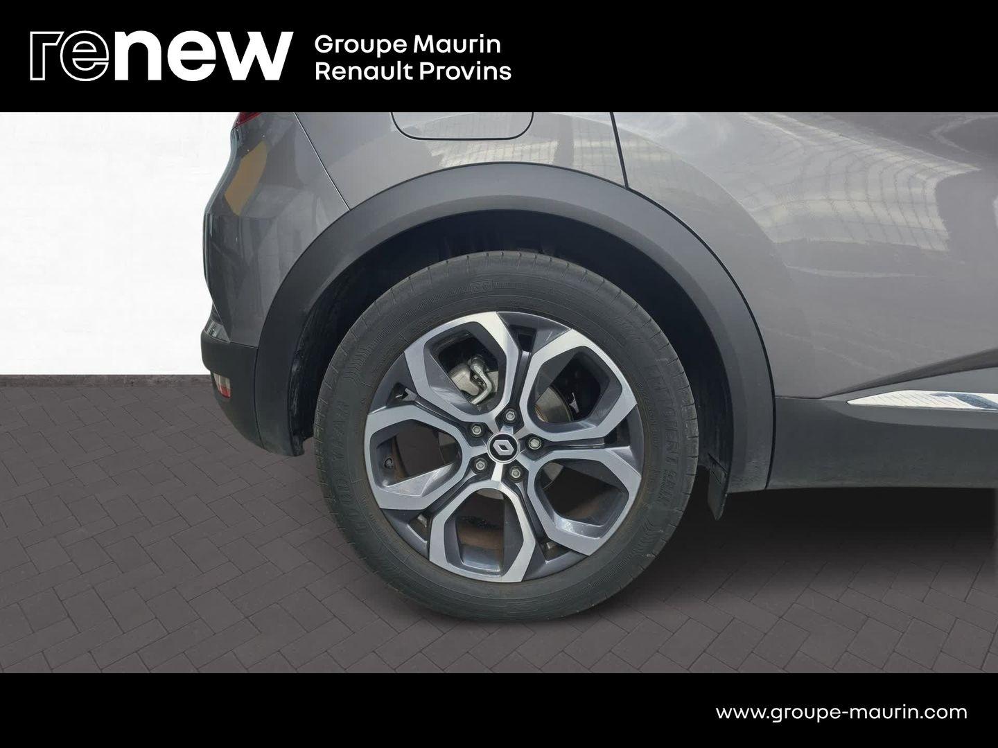 RENAULT Captur 1.6 E-Tech hybride 145ch Techno - Photo 11