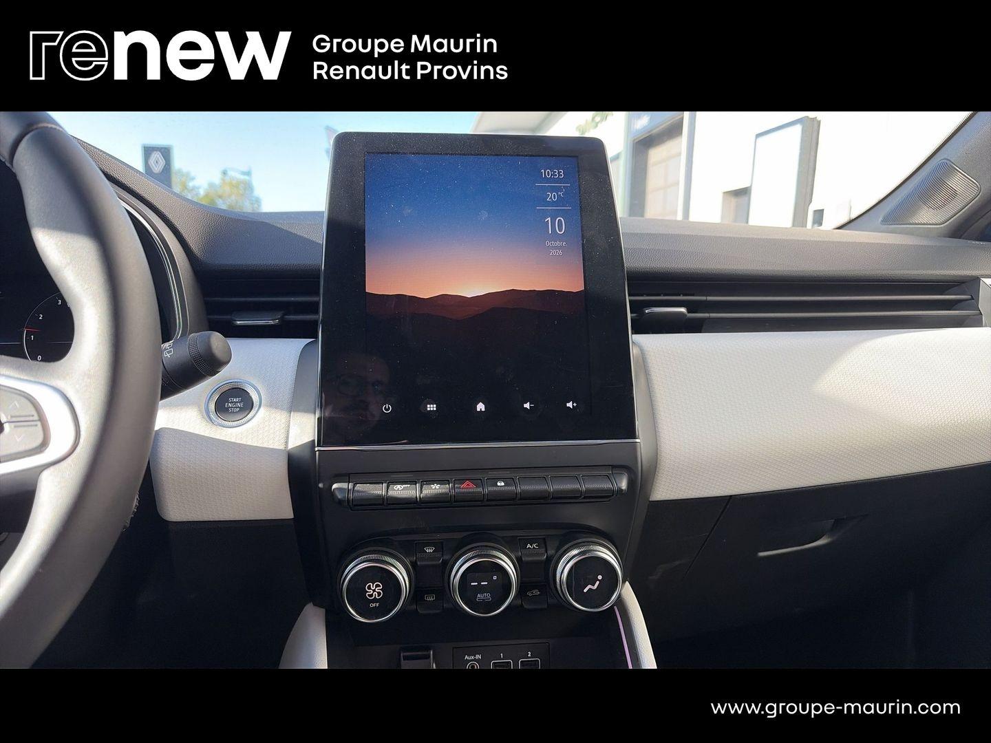 RENAULT Clio 1.0 TCe 90ch Techno - Photo 24
