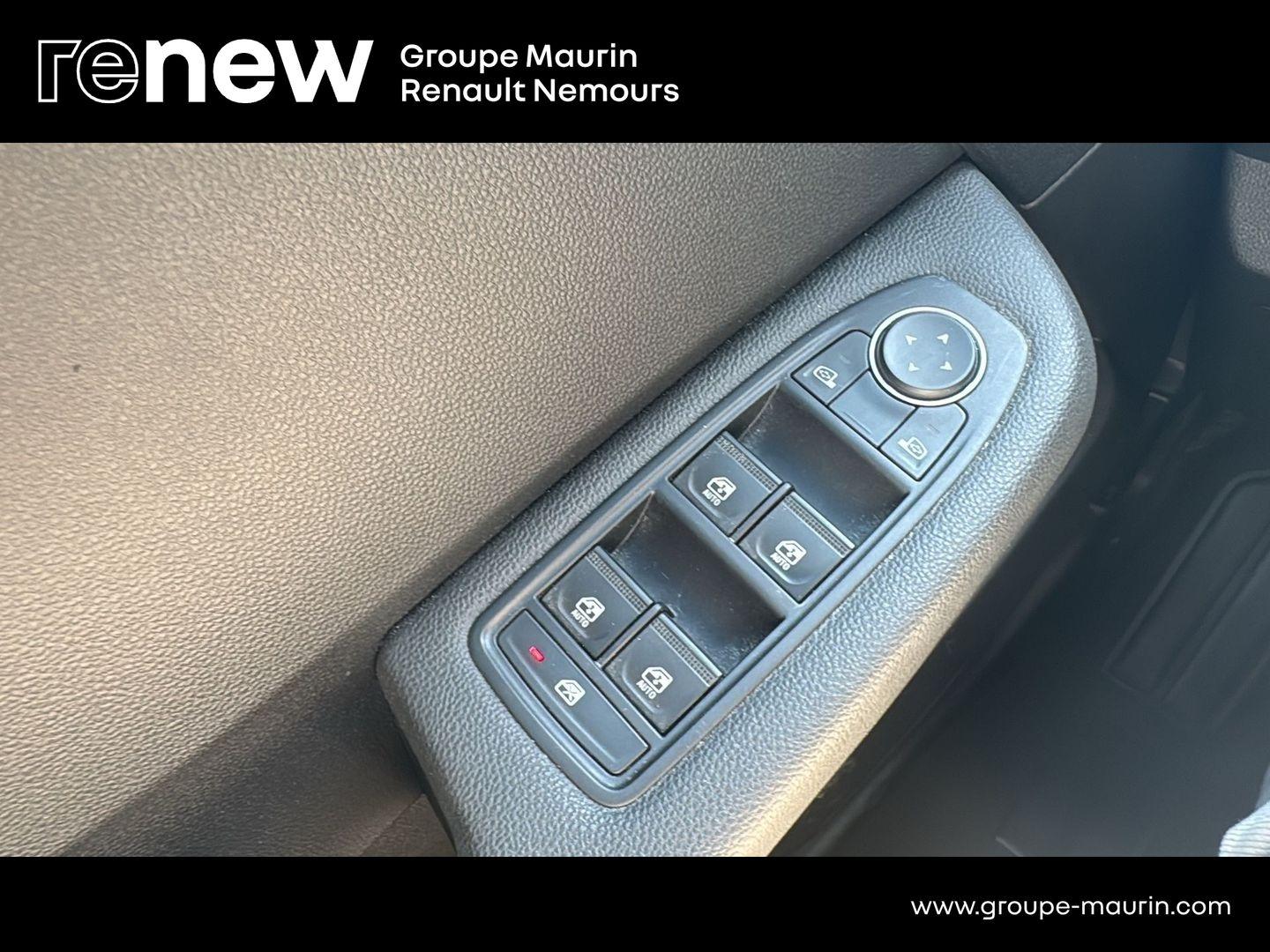 RENAULT Clio 1.0 TCe 90ch Evolution - Photo 27