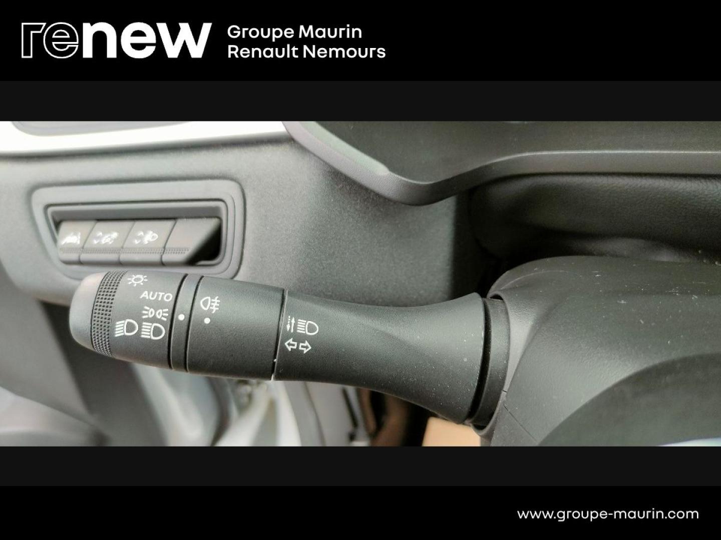 RENAULT Captur 1.6 E-Tech hybride 145ch Business - Photo 22