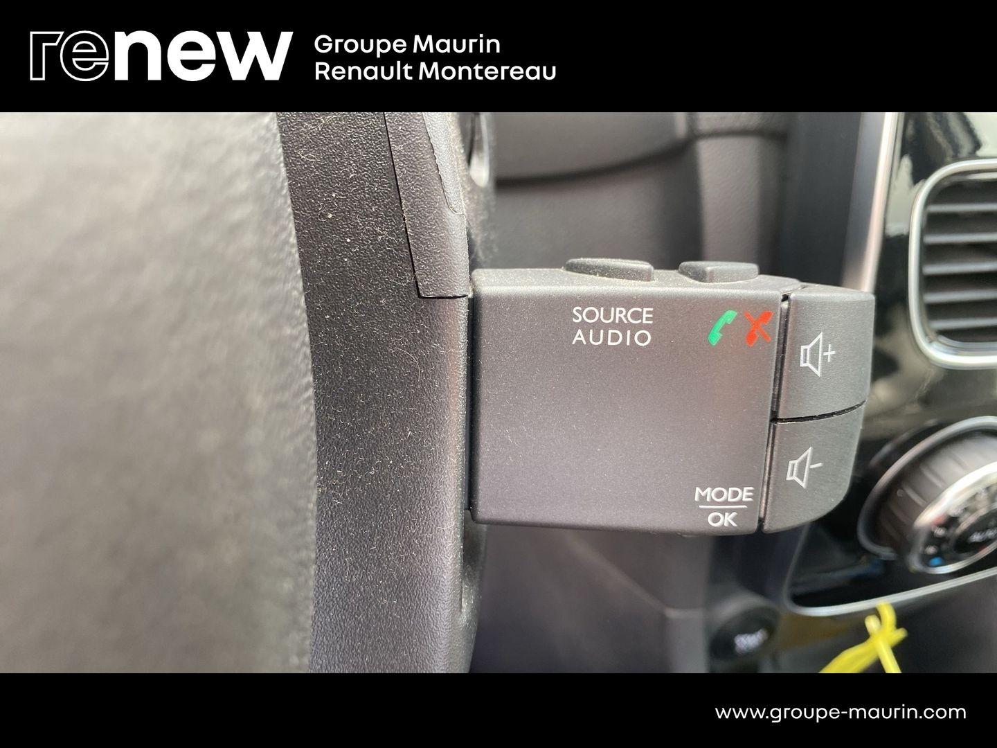 RENAULT Clio 0.9 TCe 90ch energy Intens 5p - Photo 19