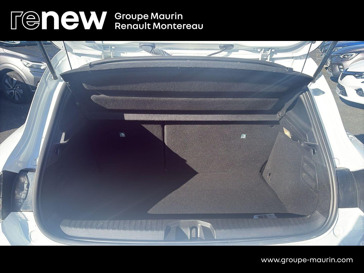 RENAULT Clio 1.6 E-Tech 145ch full hybrid Techno - Photo 11