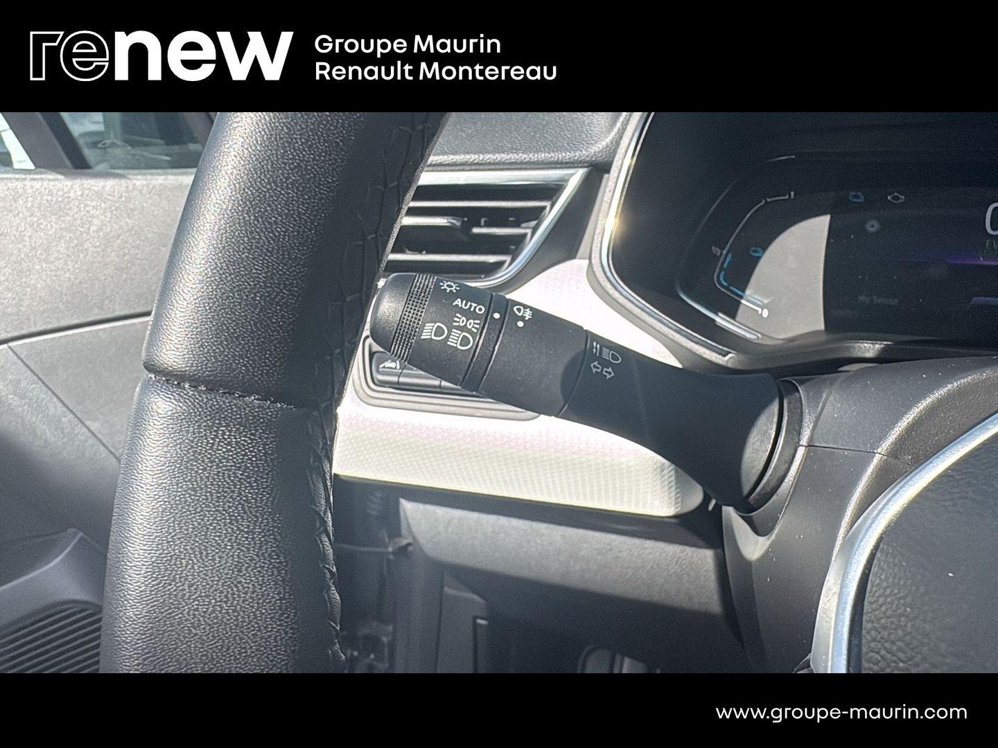 RENAULT Clio 1.6 E-Tech 145ch full hybrid Techno - Photo 24