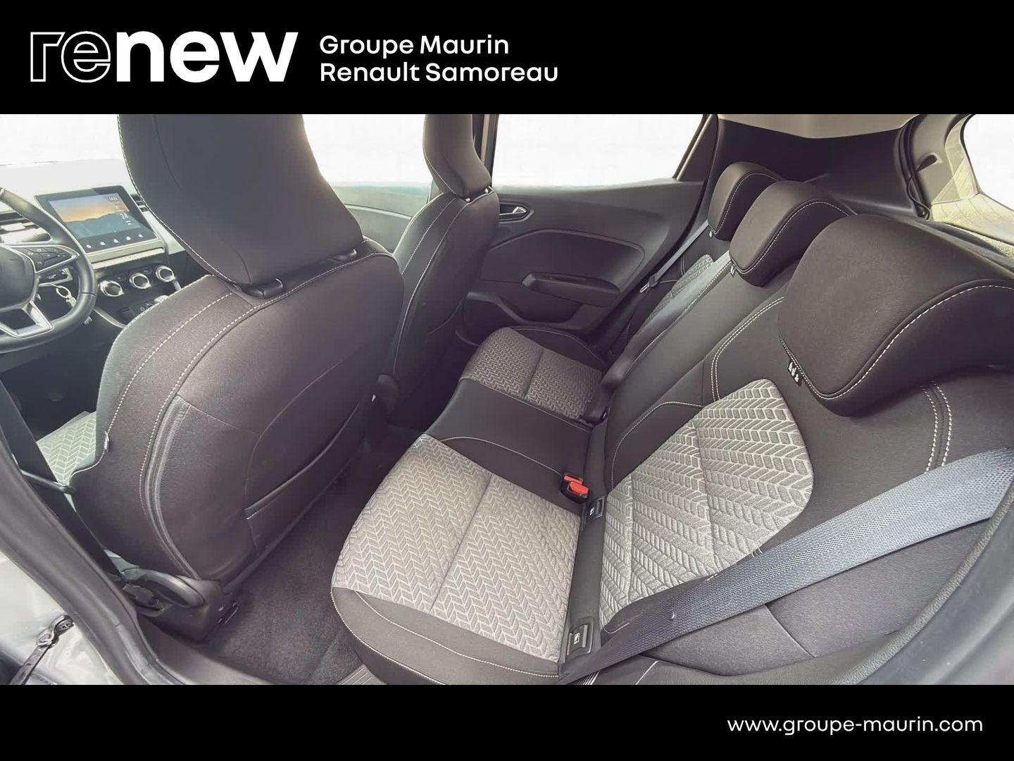 RENAULT Clio 1.6 E-Tech hybride 145ch Evolution - Photo 12