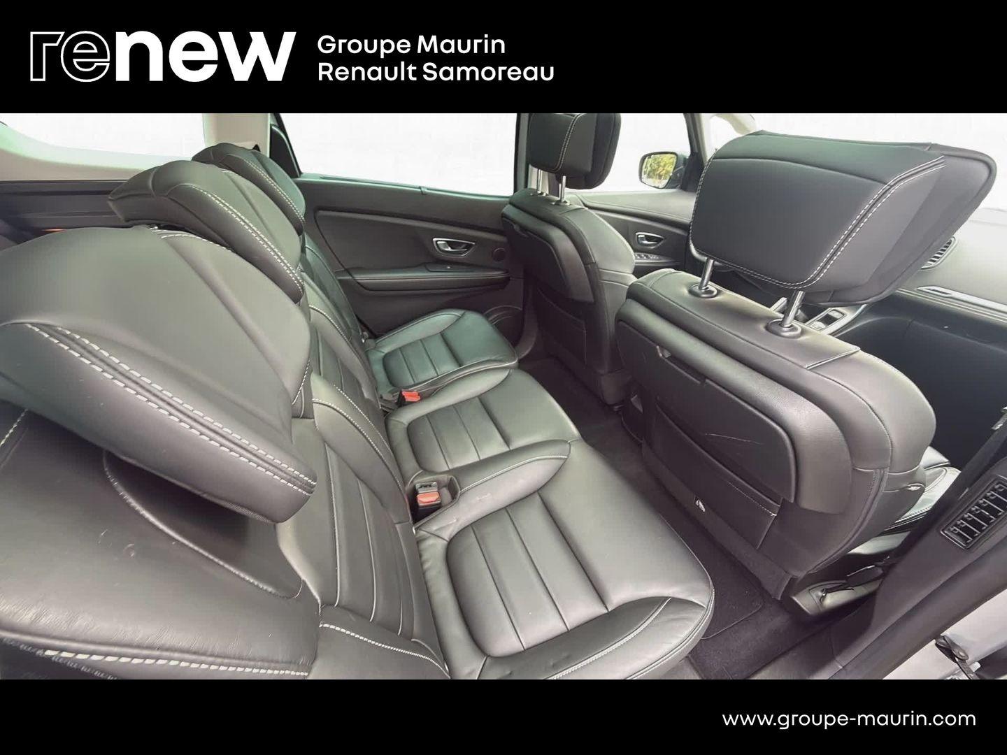 RENAULT Grand Scenic 1.6 dCi 130ch Energy Initiale Paris - Photo 15