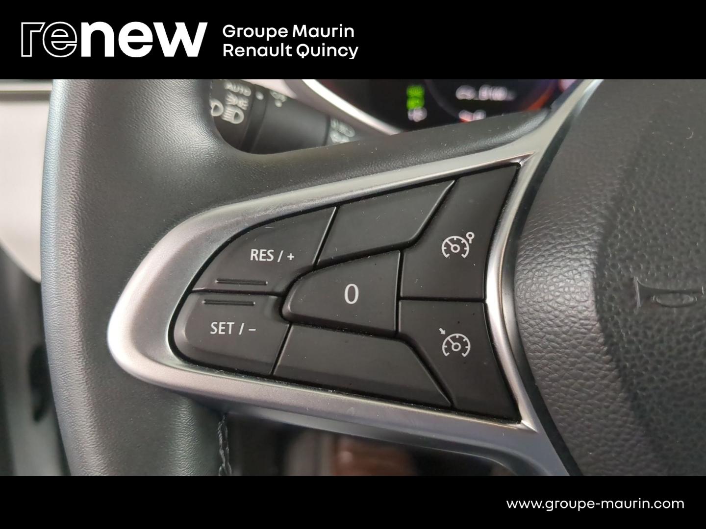 RENAULT Clio 1.6 E-Tech hybride 145ch Techno - Photo 17