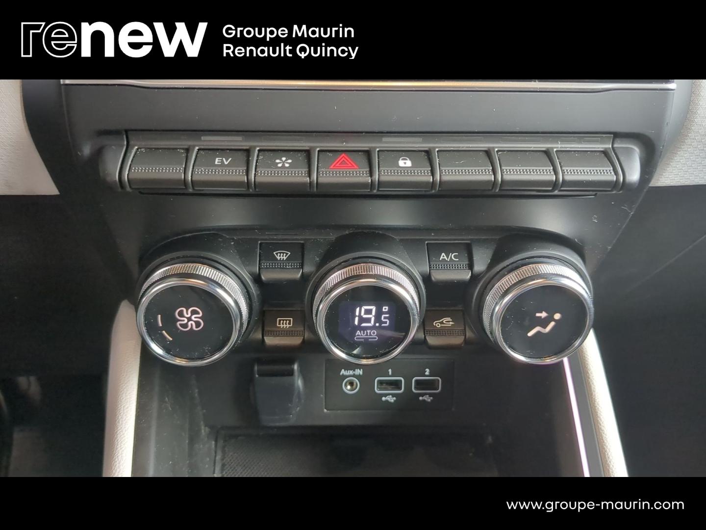 RENAULT Clio 1.6 E-Tech hybride 145ch Techno - Photo 23