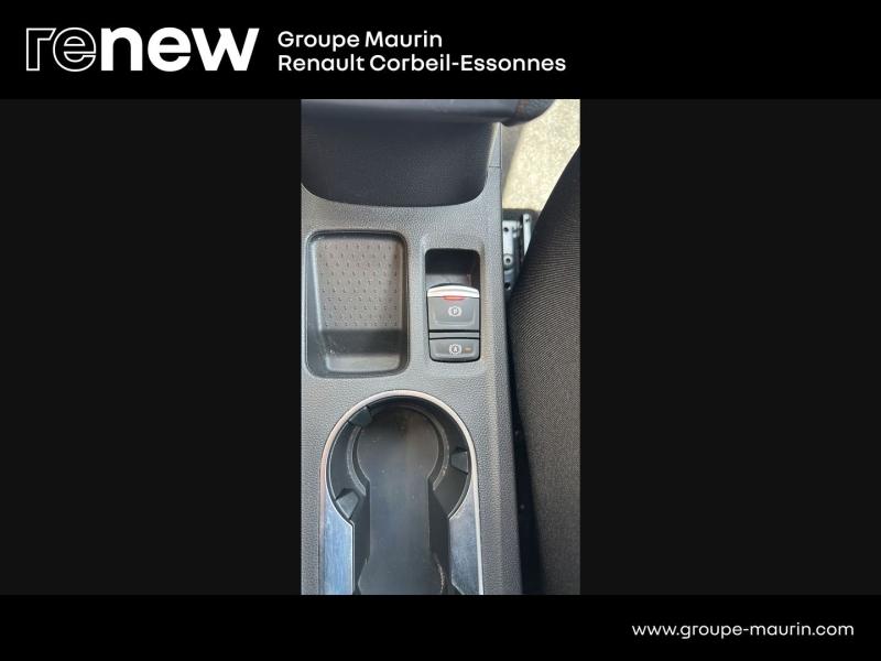 RENAULT Captur 1.6 E-Tech hybride 145ch Intens -21 - Photo 18