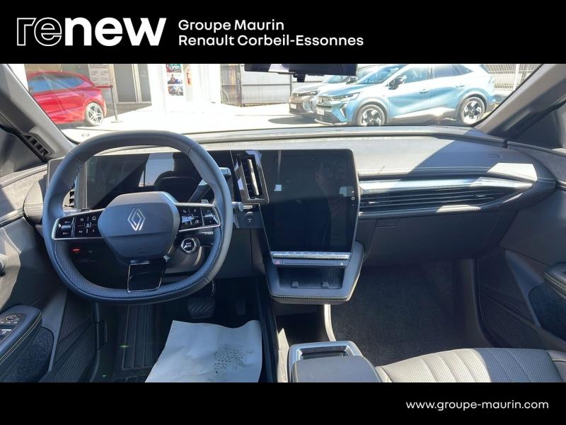 RENAULT Megane E-Tech Electric 220ch 60kWh Iconic autonomie confort -25 - Photo 14