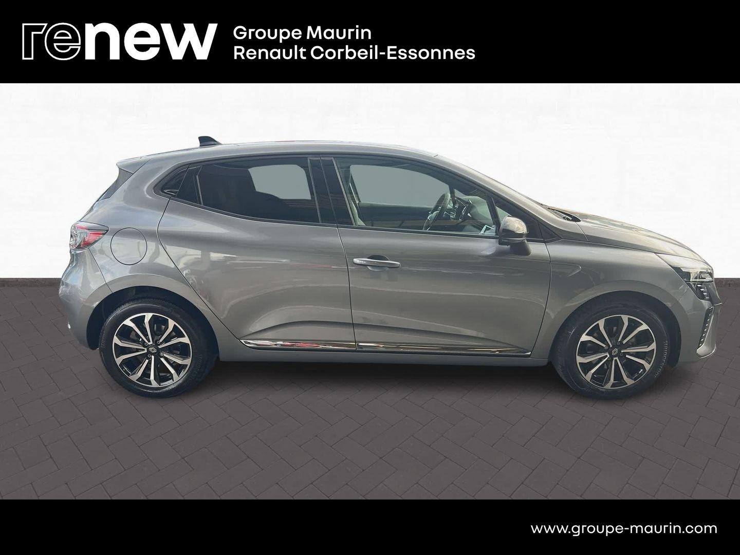 RENAULT Clio 1.0 TCe 90ch Techno - 25 - Photo 4