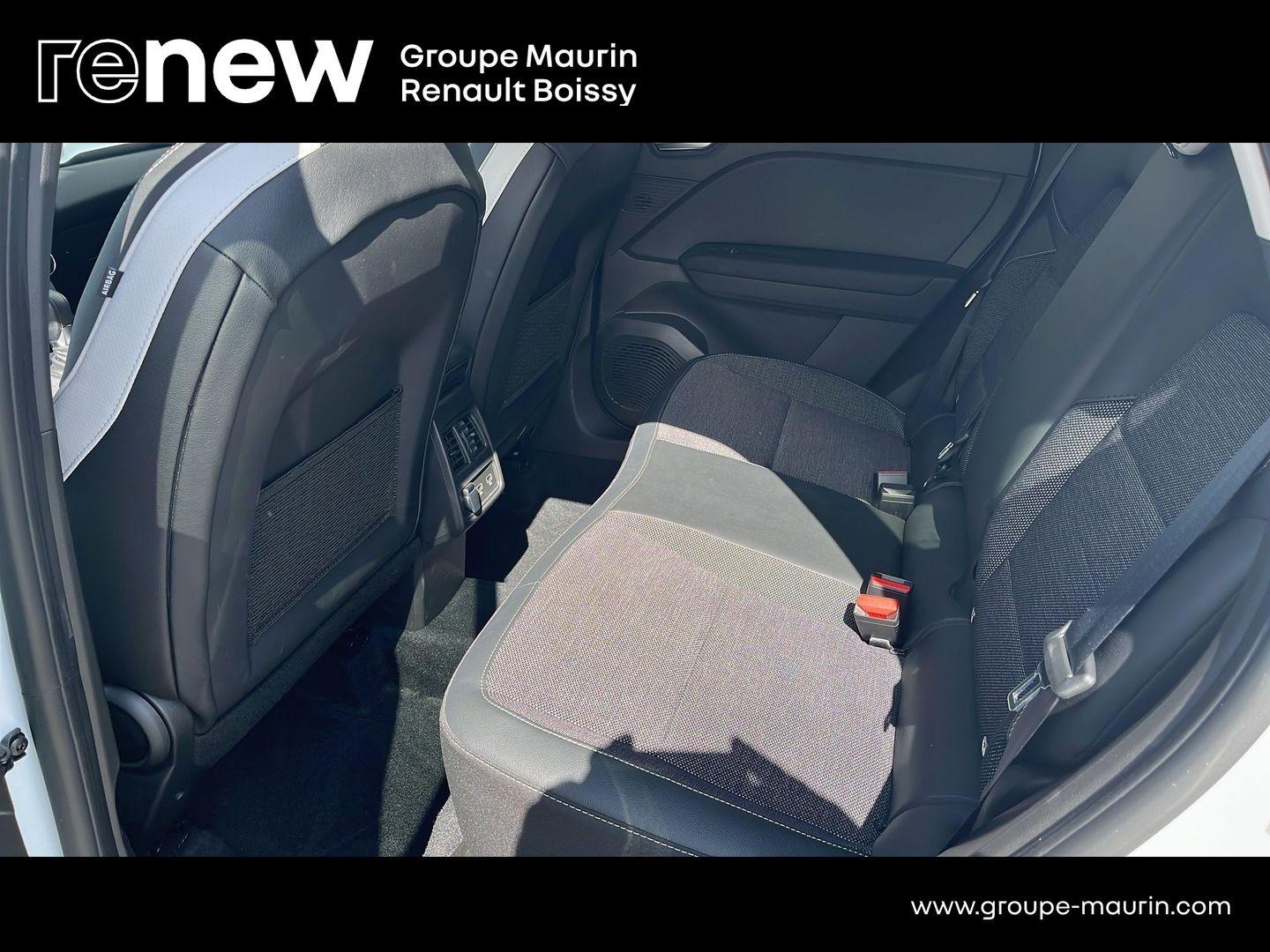 RENAULT Captur 1.6 E-Tech hybride 145ch Techno Fast Track - Photo 12