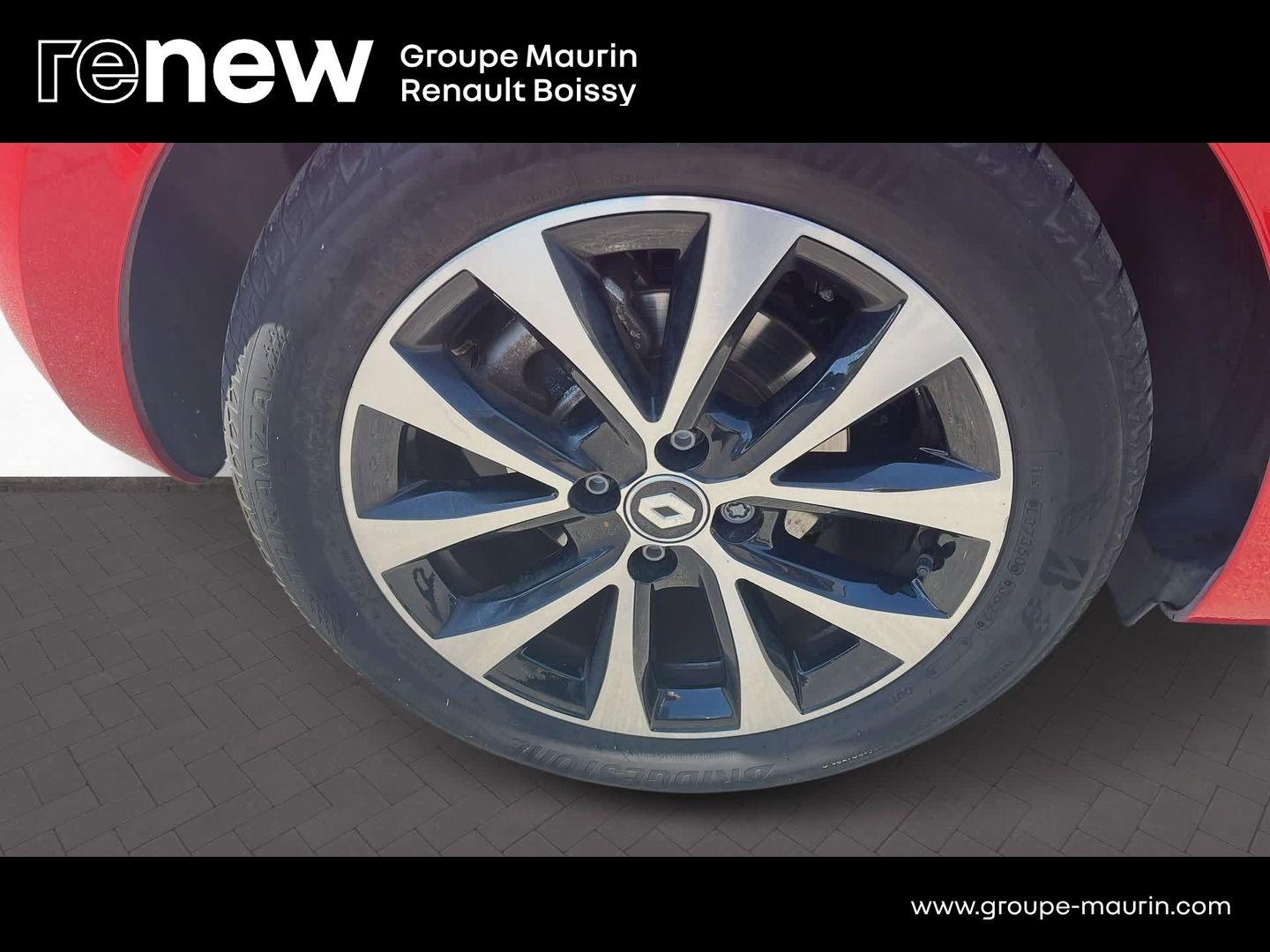 RENAULT Clio 1.6 E-Tech hybride 145ch Techno - Photo 23