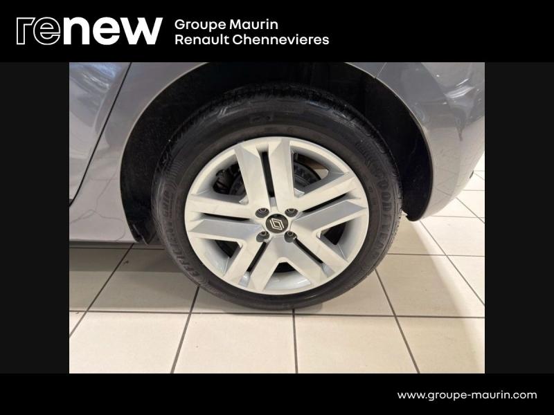 RENAULT Clio 1.5 Blue dCi 100ch Evolution - 24 - Photo 35