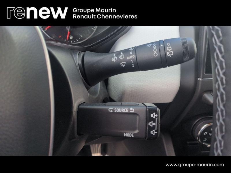 RENAULT Clio 1.0 TCe 90ch Evolution - Photo 29