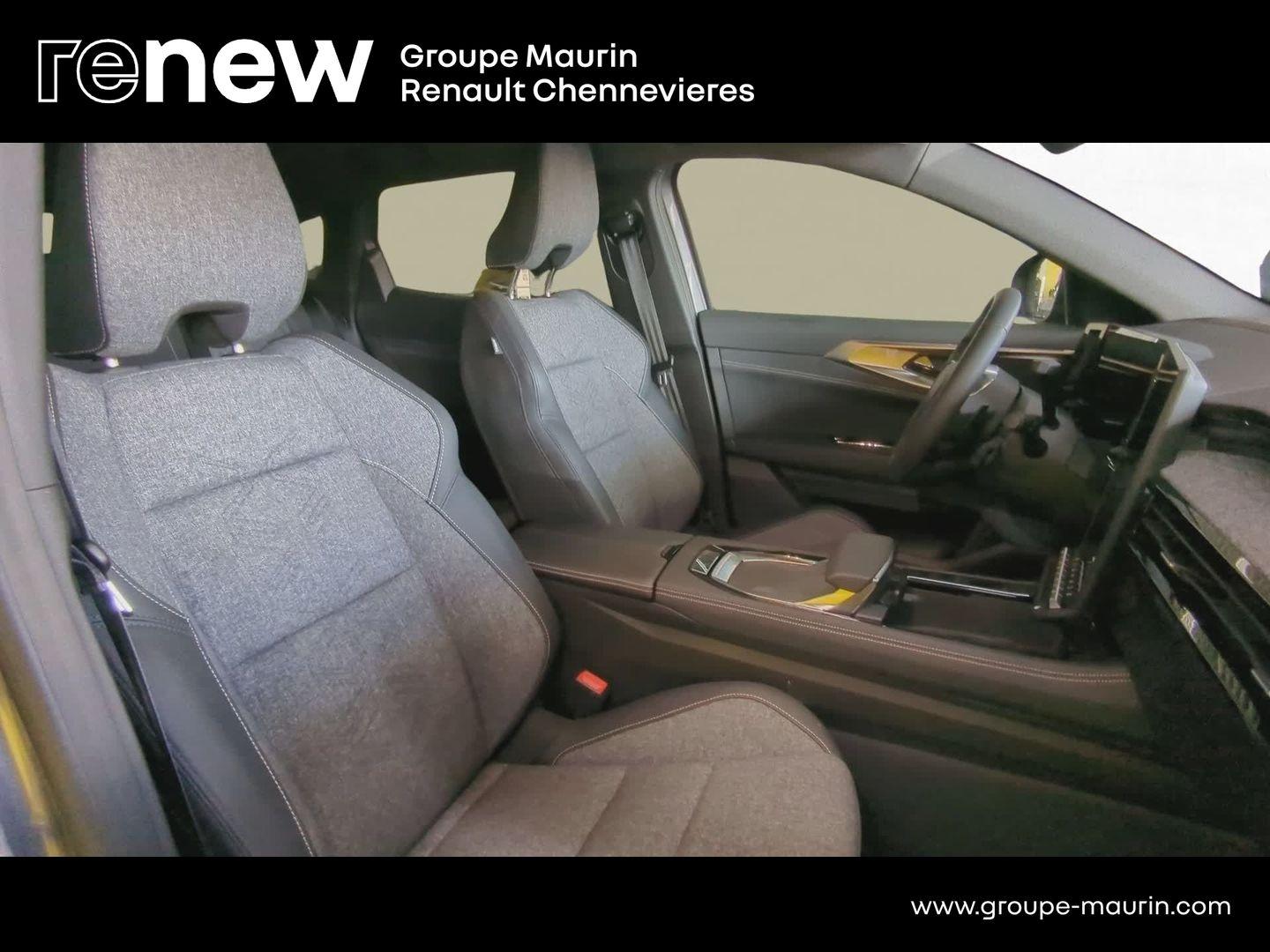 RENAULT Austral 1.2 E-Tech full hybrid 200ch Techno - 25 - Photo 14
