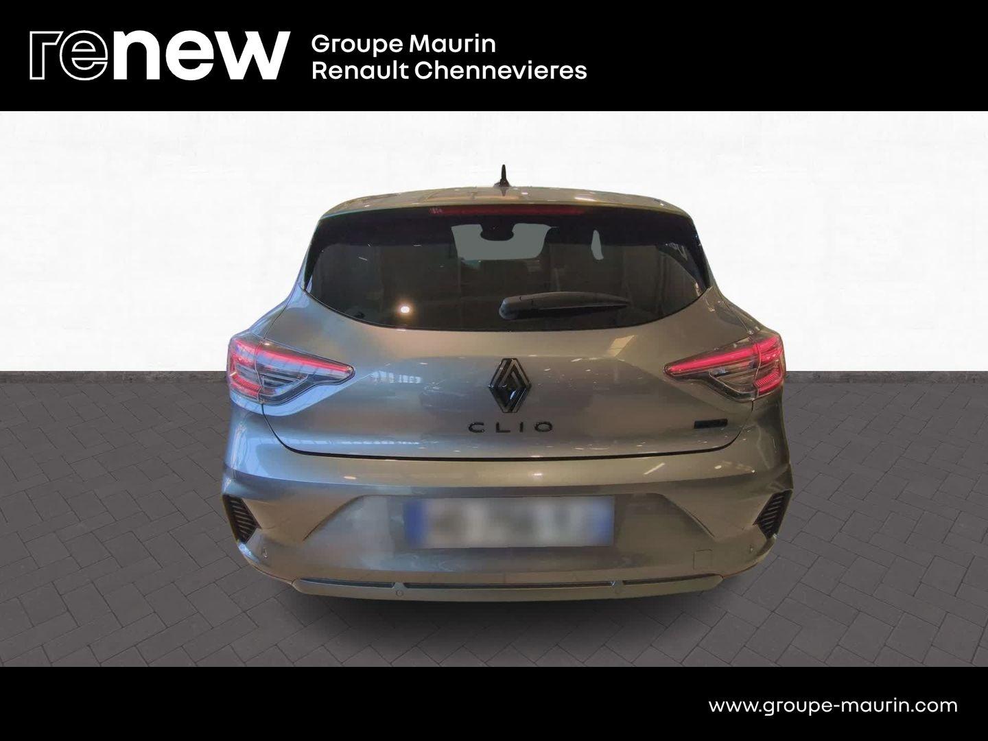 RENAULT Clio 1.6 E-Tech 145ch full hybrid esprit Alpine - 25 - Photo 6