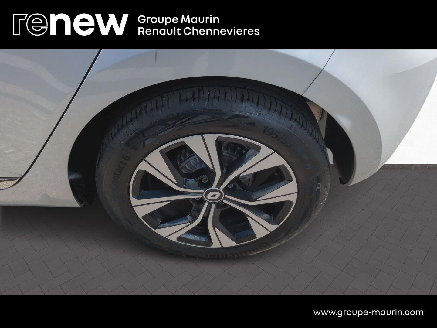 RENAULT Clio 1.0 TCe 90ch Evolution - Photo 29