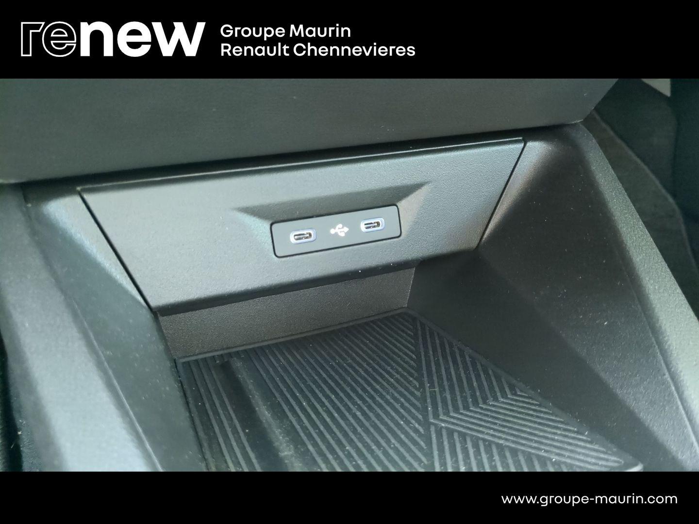 RENAULT Clio 1.2 Eco-G 120ch Techno EDC -26 - Photo 24