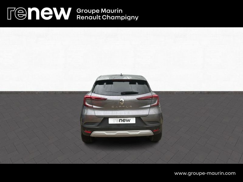 RENAULT Captur d’occasion à vendre à CHAMPIGNY-SUR-MARNE chez ADP - GIRARDIN (Photo 4)