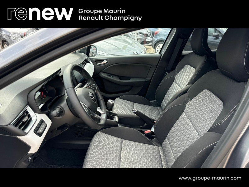 RENAULT Clio d’occasion à vendre à CHAMPIGNY-SUR-MARNE chez ADP - GIRARDIN (Photo 10)