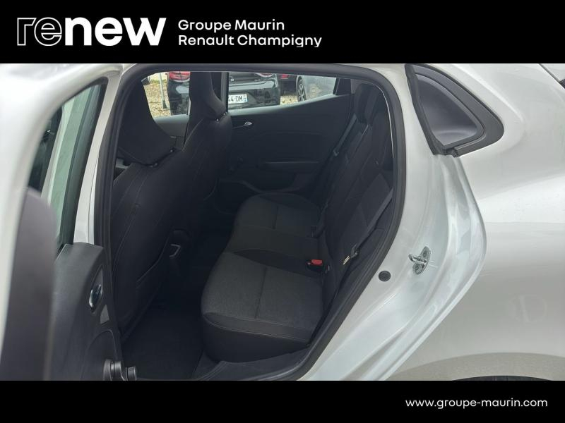 RENAULT Clio d’occasion à vendre à CHAMPIGNY-SUR-MARNE chez ADP - GIRARDIN (Photo 11)