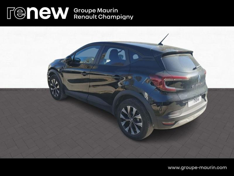 RENAULT Captur d’occasion à vendre à CHAMPIGNY-SUR-MARNE chez ADP - GIRARDIN (Photo 6)