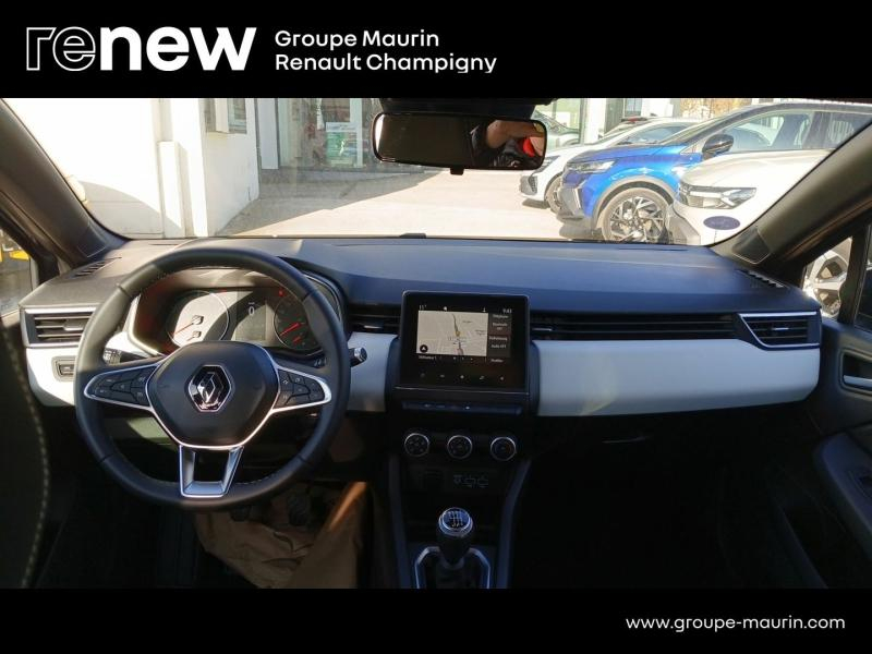 RENAULT Clio d’occasion à vendre à CHAMPIGNY-SUR-MARNE chez ADP - GIRARDIN (Photo 8)