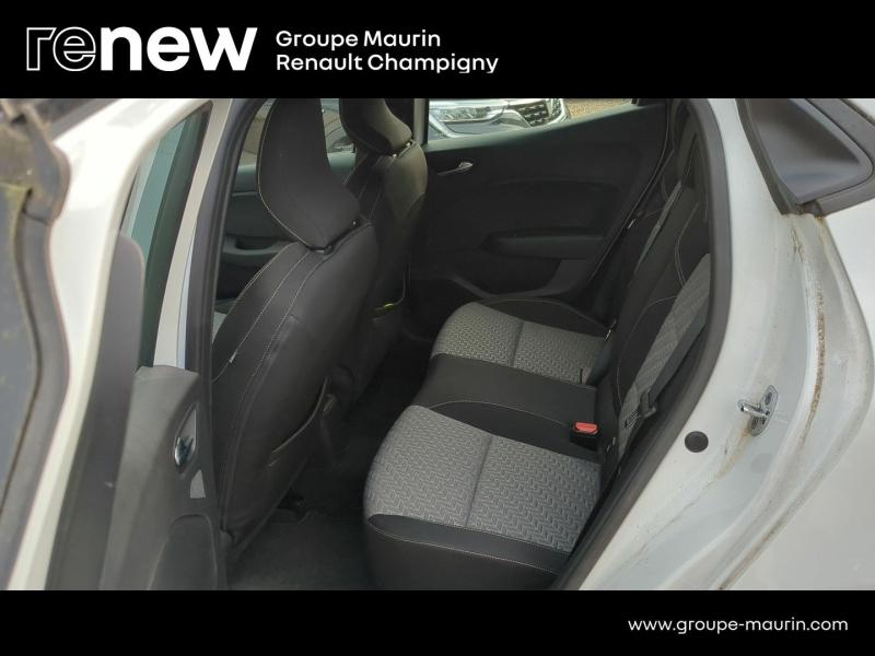 RENAULT Clio d’occasion à vendre à CHAMPIGNY-SUR-MARNE chez ADP - GIRARDIN (Photo 11)