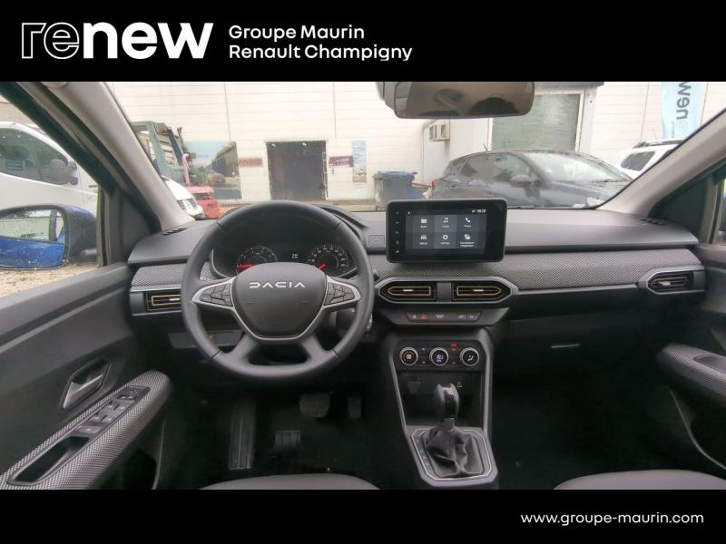 DACIA Sandero d’occasion à vendre à CHAMPIGNY-SUR-MARNE chez ADP - GIRARDIN (Photo 8)