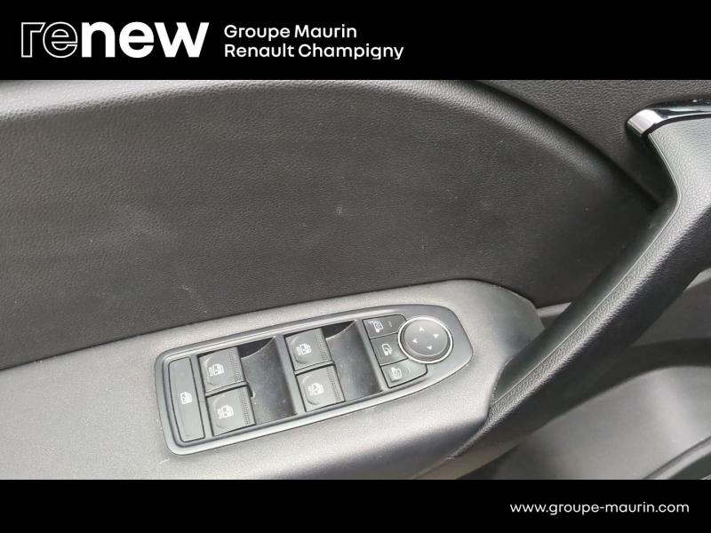 RENAULT Captur d’occasion à vendre à CHAMPIGNY-SUR-MARNE chez ADP - GIRARDIN (Photo 18)