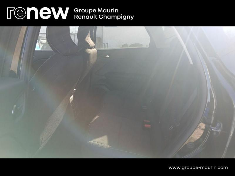 RENAULT Captur d’occasion à vendre à CHAMPIGNY-SUR-MARNE chez ADP - GIRARDIN (Photo 12)