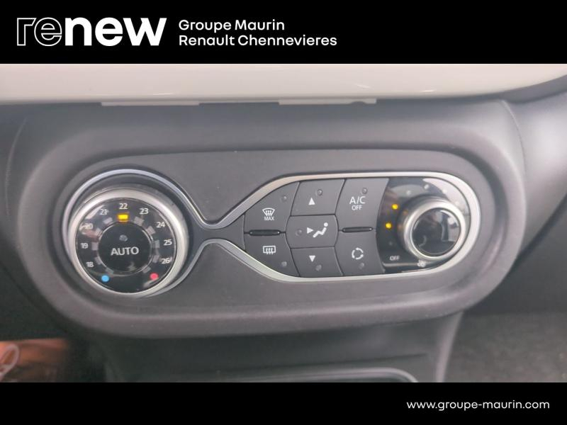 RENAULT Twingo d’occasion à vendre à CHAMPIGNY-SUR-MARNE chez ADP - GIRARDIN (Photo 16)