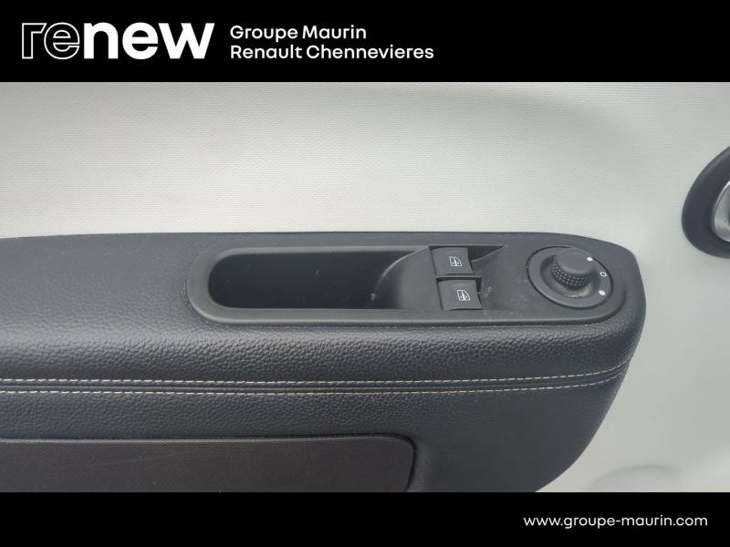 RENAULT Twingo d’occasion à vendre à CHAMPIGNY-SUR-MARNE chez ADP - GIRARDIN (Photo 19)