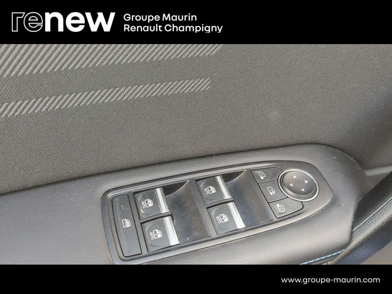 RENAULT Captur d’occasion à vendre à CHAMPIGNY-SUR-MARNE chez ADP - GIRARDIN (Photo 15)