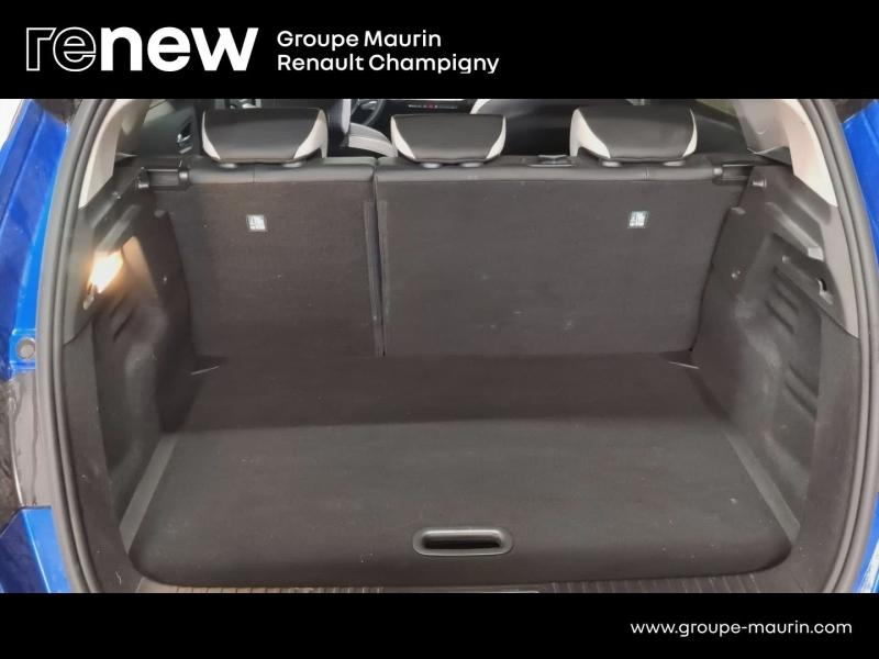 RENAULT Captur d’occasion à vendre à CHAMPIGNY-SUR-MARNE chez ADP - GIRARDIN (Photo 11)